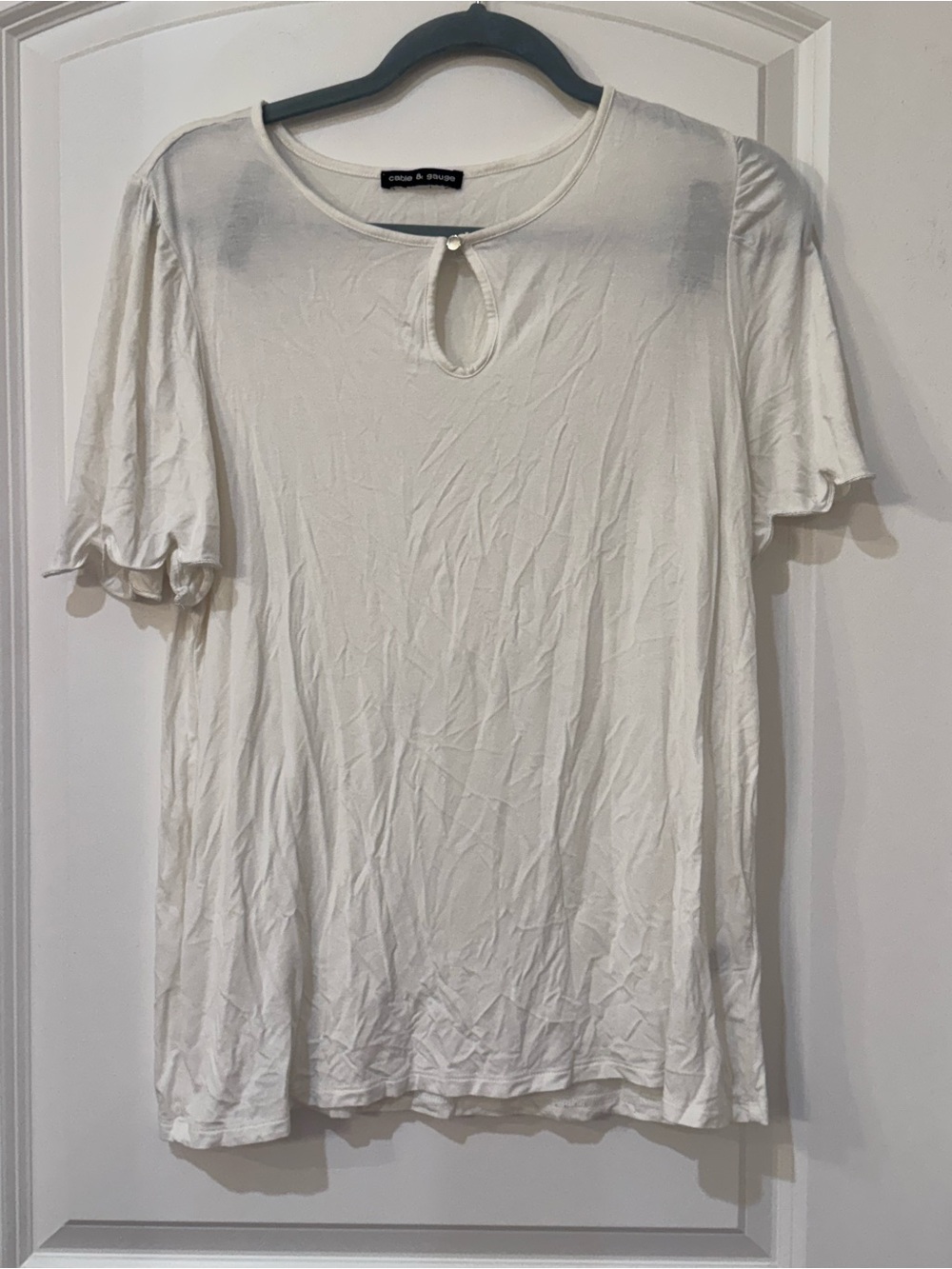 Cable & Gauge Ivory Short Sleeve Keyhole Tee